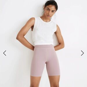 MWL Form High-Rise 7" Biker Shorts in‎ Smoky Lilac Size Medium